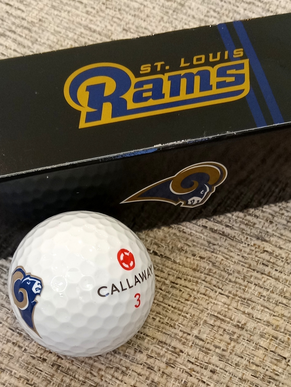 New 3pk St. Louis Rams Collectors Golf Balls